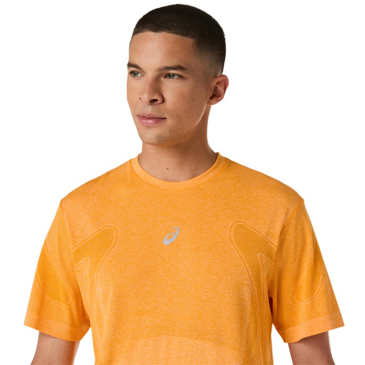 CAMISETA ASICS MOD. ROAD SEAMLESS