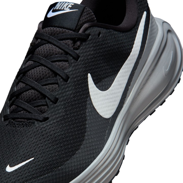 ZAPATILLAS NIKE MOD. REVOLUTION 8