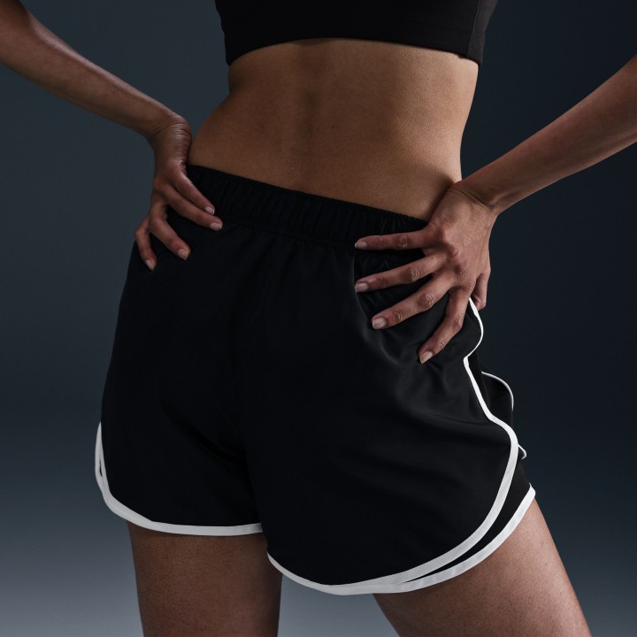 PANTALON CORTO NIKE MOD. TEMPO DF 3IN