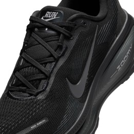 ZAPATILLAS NIKE MOD. VOMERO 18