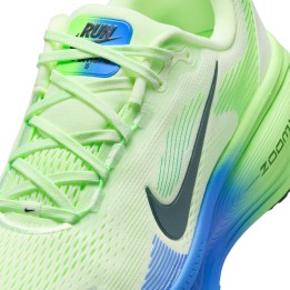 ZAPATILLAS NIKE MOD. VOMERO 18