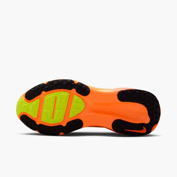 ZAPATILLAS NIKE MOD. VOMERO 18