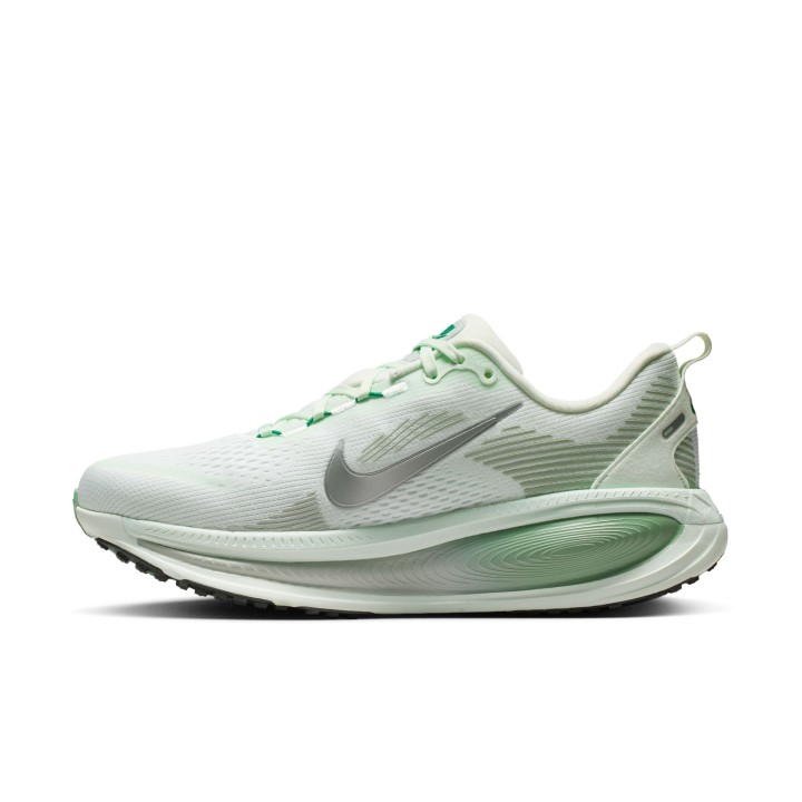 ZAPATILLAS NIKE MOD. VOMERO 18
