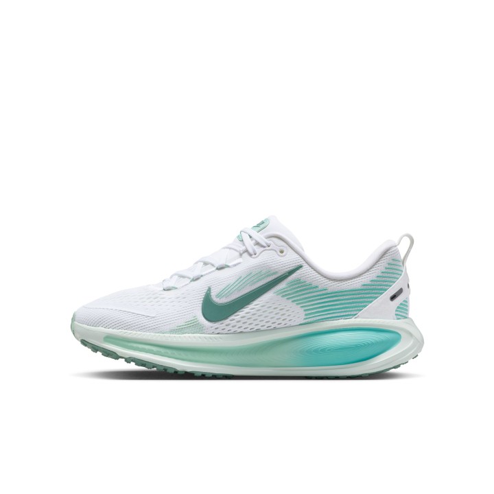 ZAPATILLAS NIKE MOD. VOMERO 18