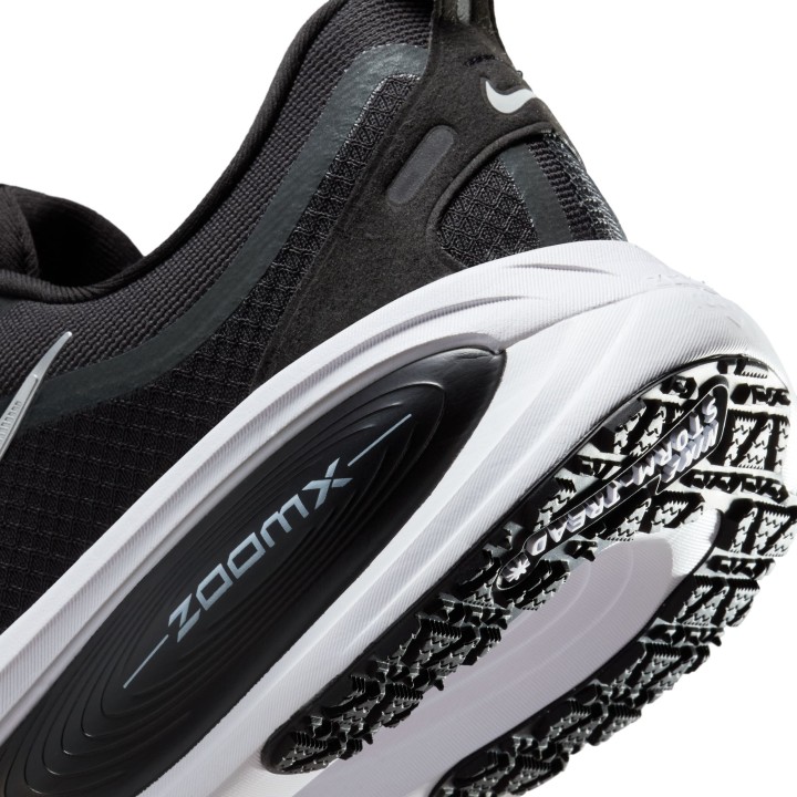 ZAPATILLAS NIKE MOD. VOMERO 18 GTX