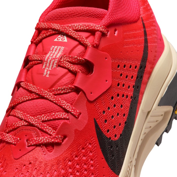 ZAPATILLAS NIKE MOD. ACG ZEGAMA