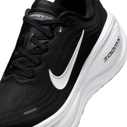 ZAPATILLAS NIKE MOD. VOMERO 18 PLUS