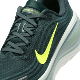 ZAPATILLAS NIKE MOD. VOMERO 18 PLUS