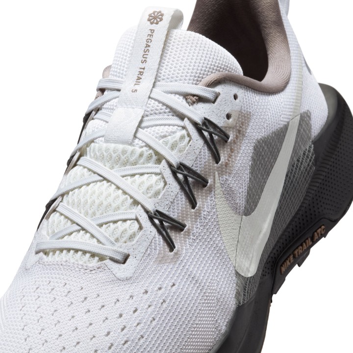 ZAPATILLAS NIKE MOD. PEGASUS TRAIL 5