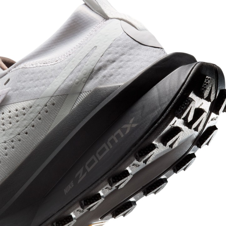 ZAPATILLAS NIKE MOD. ZEGAMA 2