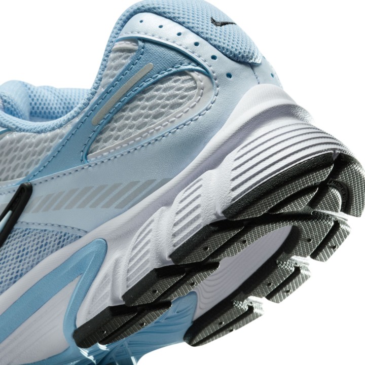 ZAPATILLAS NIKE MOD. V5 RNR
