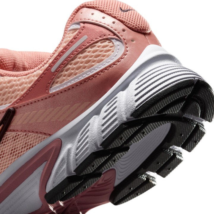 ZAPATILLAS NIKE MOD. V5 RNR