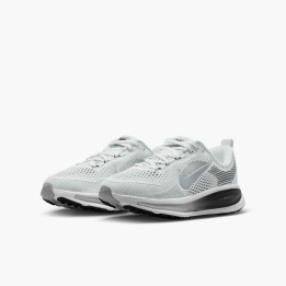 ZAPATILLAS NIKE MOD. VOMERO 18