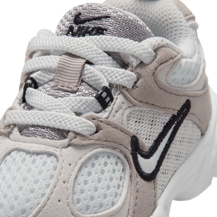 ZAPATILLAS NIKE MOD. V5 RNR SUEDE
