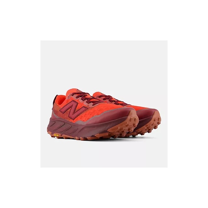 ZAPATILLAS NEW BALANCE MOD. HIERRO 9