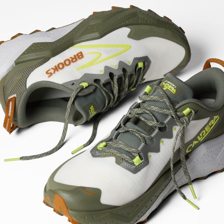 ZAPATILLAS BROOKS MOD. CALDERA 8